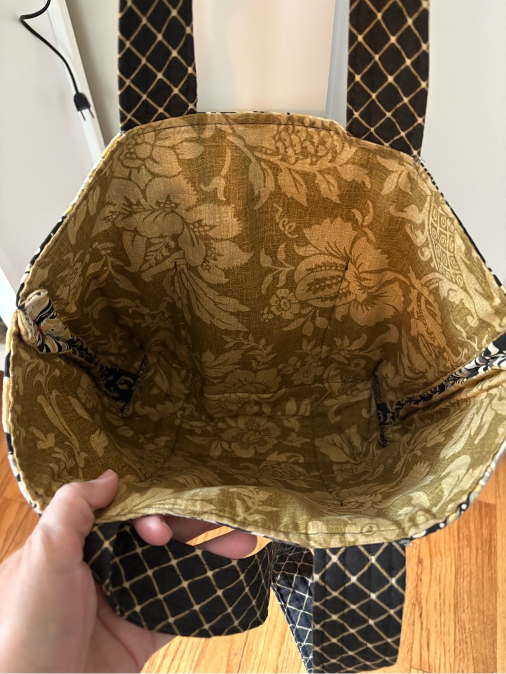 Black and Gold Floral Fabric Tote Bag - Picture 2 of 3
